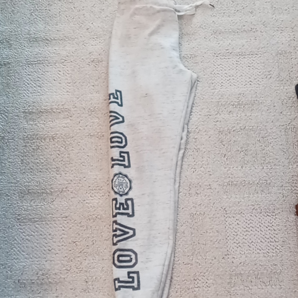 Sweatpants - Picture 4 of 5